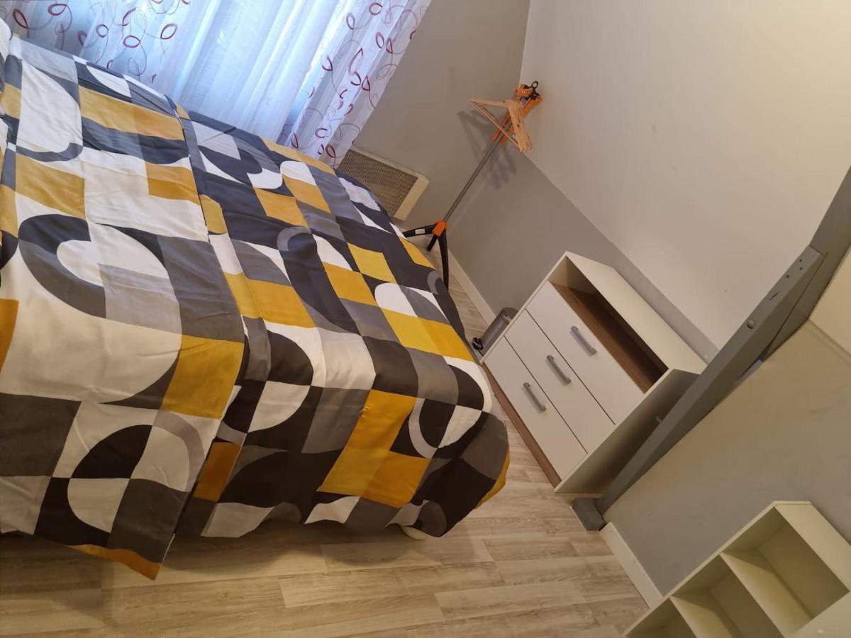 Belle Chambre Avec Balcon Arques  Εξωτερικό φωτογραφία